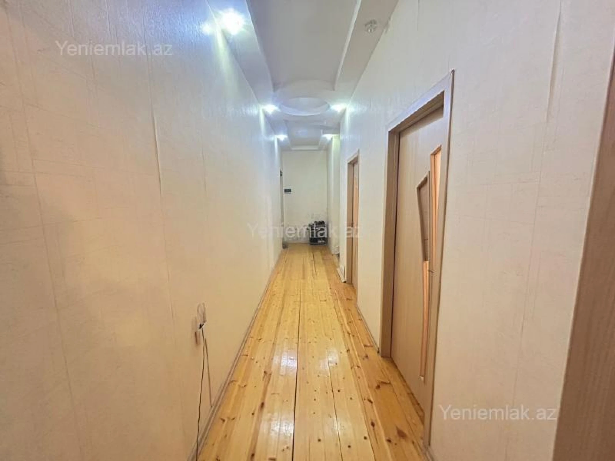 Satılır 3 otaqlı yeni tikili 92 m²