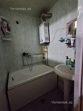 Satılır 2 otaqlı köhnə tikili 47 m² — Sumqayıt, 5-ci mikrorayon 2 otaq 47.00 m²