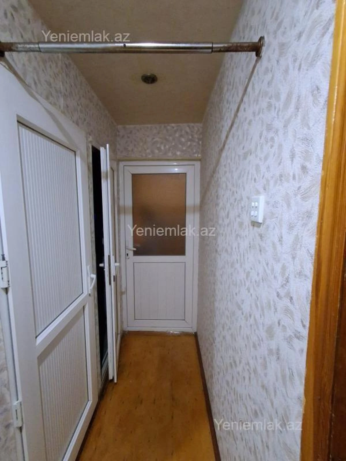 Satılır 2 otaqlı köhnə tikili 47 m²