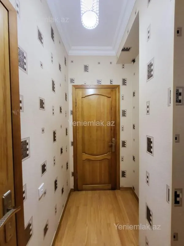 Satılır 2 otaqlı yeni tikili 83.5 m²