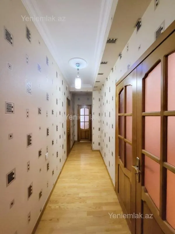 Satılır 2 otaqlı yeni tikili 83.5 m²