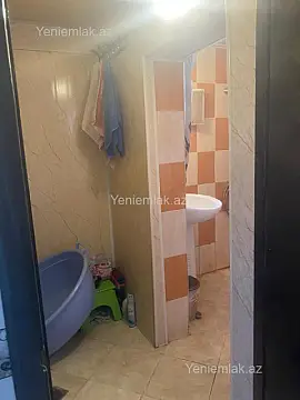 Satılır 7 otaqlı həyət evi 270 m²