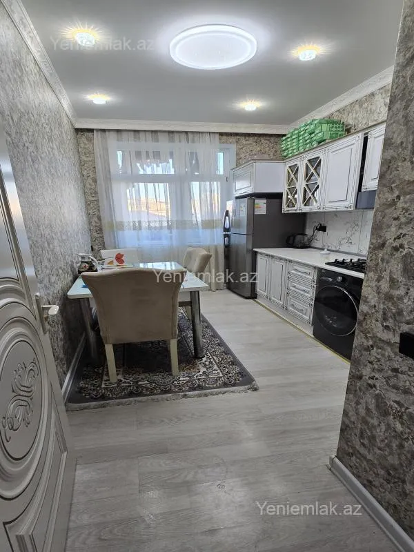 Satılır 2 otaqlı yeni tikili 65 m²