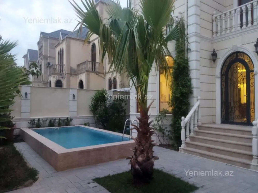 Satılır 7 otaqlı həyət evi 300 m²
