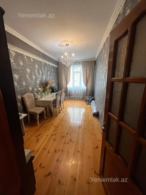 Satılır 4 otaqlı yeni tikili 86 m²