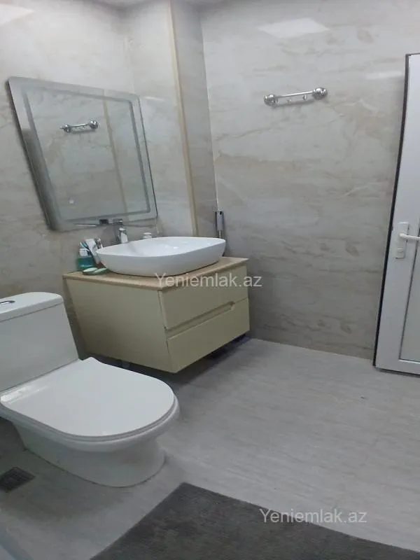 Satılır 3 otaqlı köhnə tikili 60 m²
