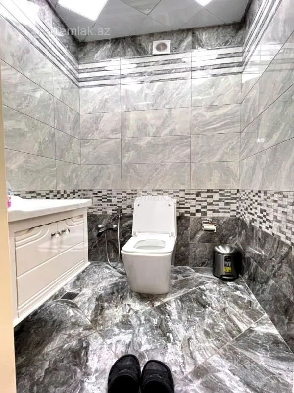 Satılır 4 otaqlı yeni tikili 170 m²