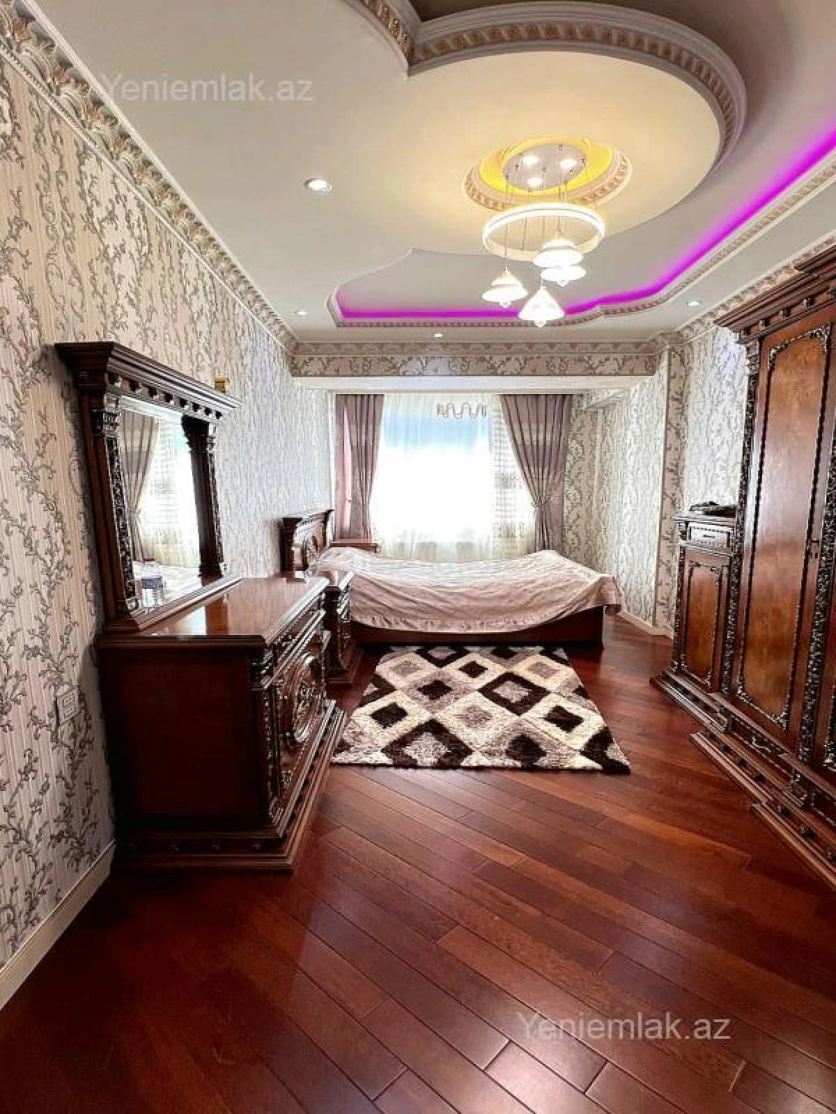 Satılır 4 otaqlı yeni tikili 170 m²