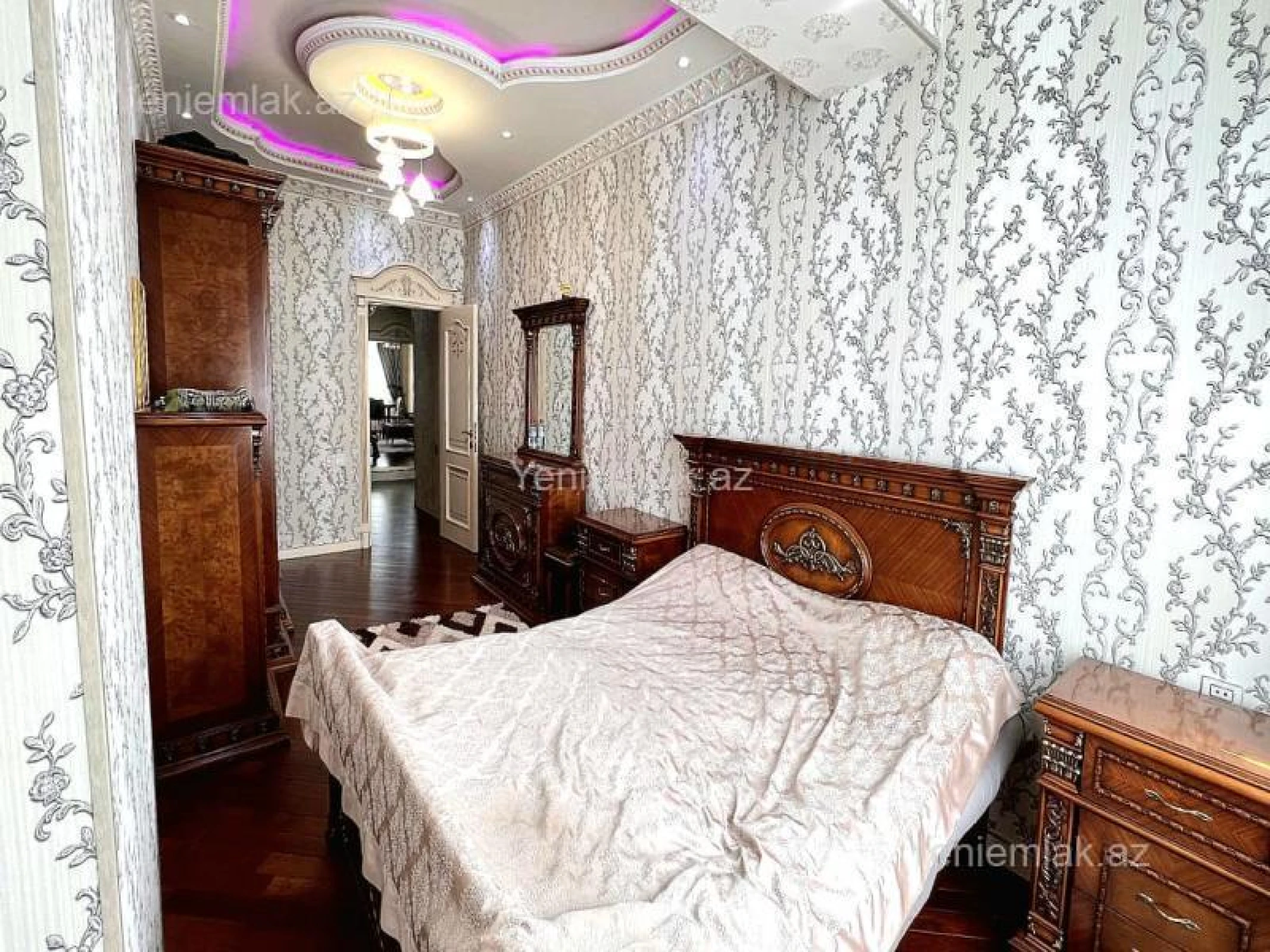 Satılır 4 otaqlı yeni tikili 170 m²