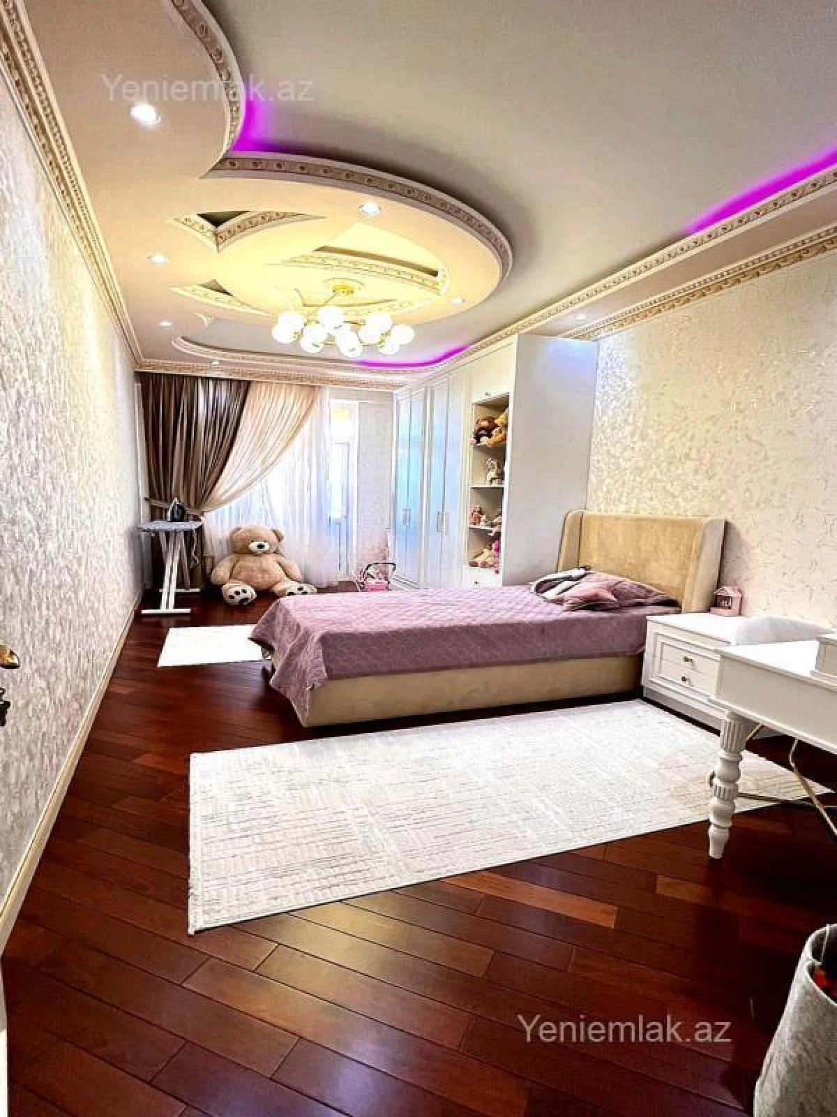 Satılır 4 otaqlı yeni tikili 170 m²