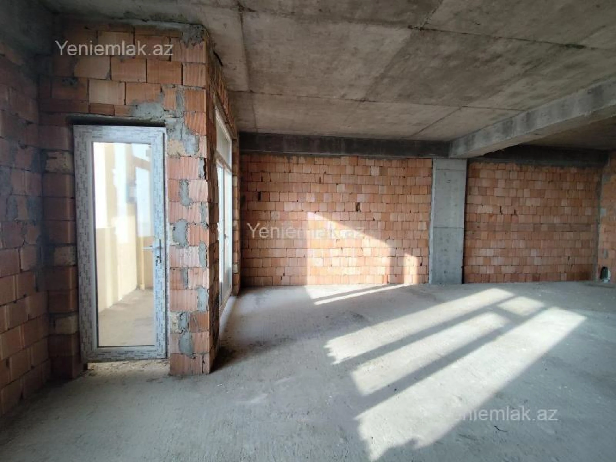 Satılır 3 otaqlı yeni tikili 110 m²