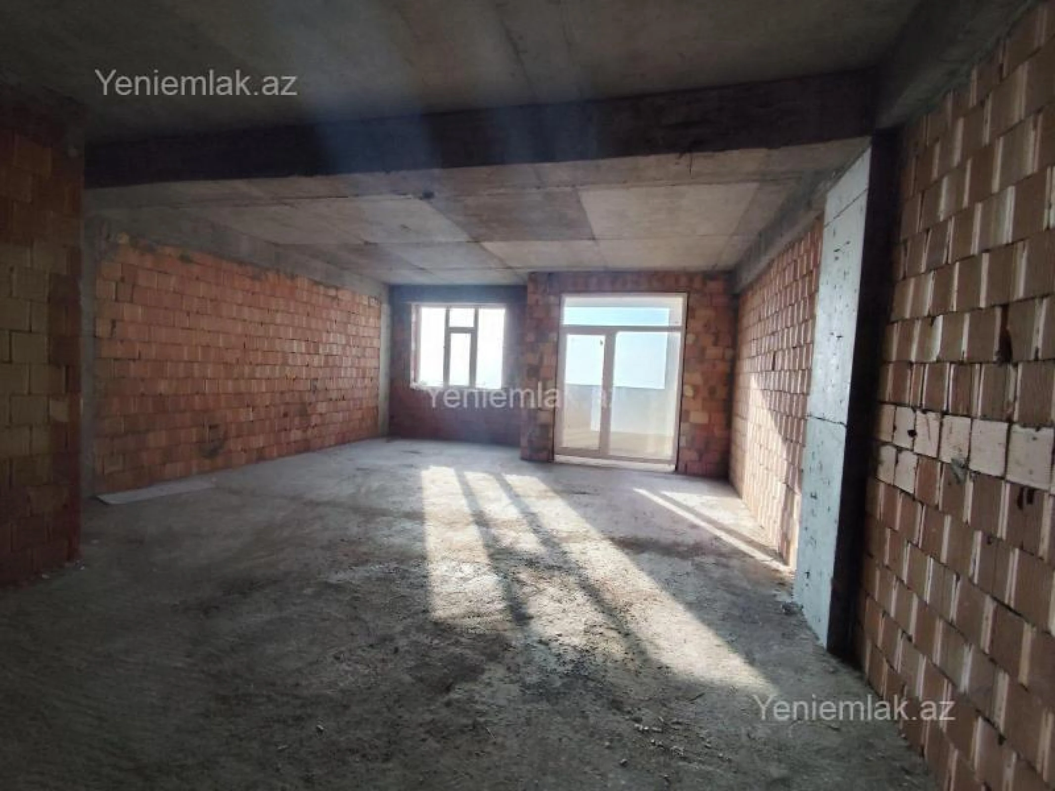 Satılır 3 otaqlı yeni tikili 110 m²