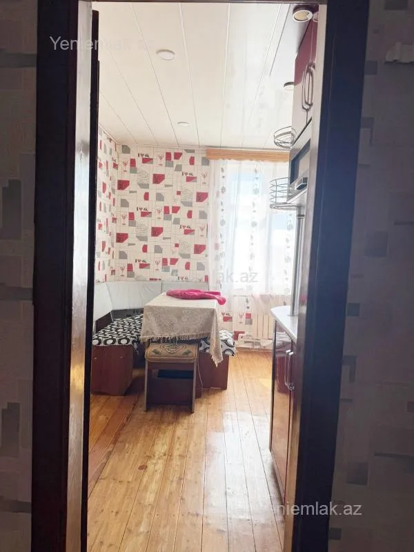Satılır 3 otaqlı köhnə tikili 80 m²
