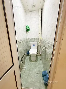 Satılır 3 otaqlı köhnə tikili 80 m²