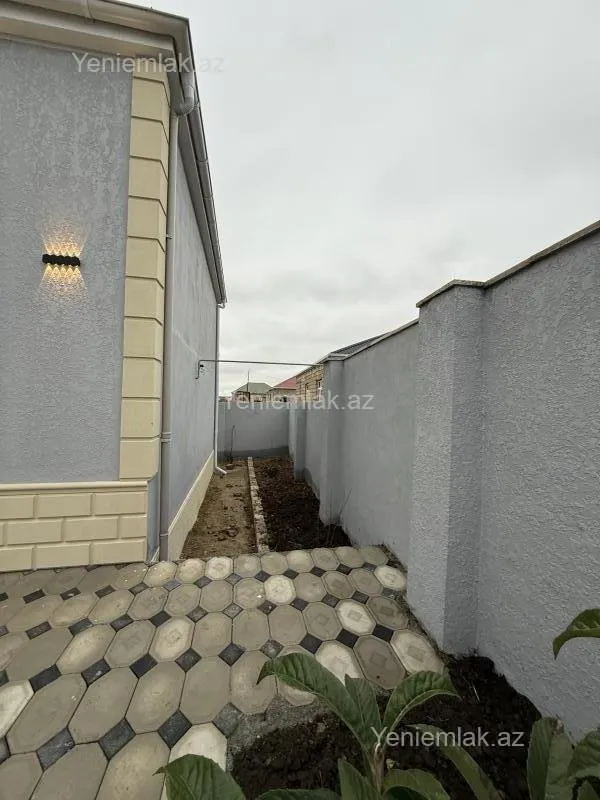 Satılır 4 otaqlı həyət evi 120 m²