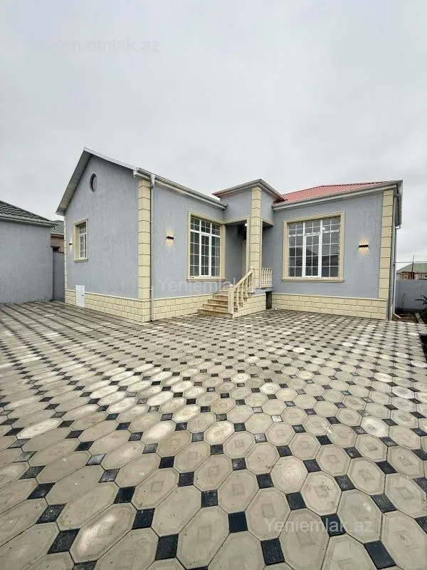 Satılır 4 otaqlı həyət evi 120 m²