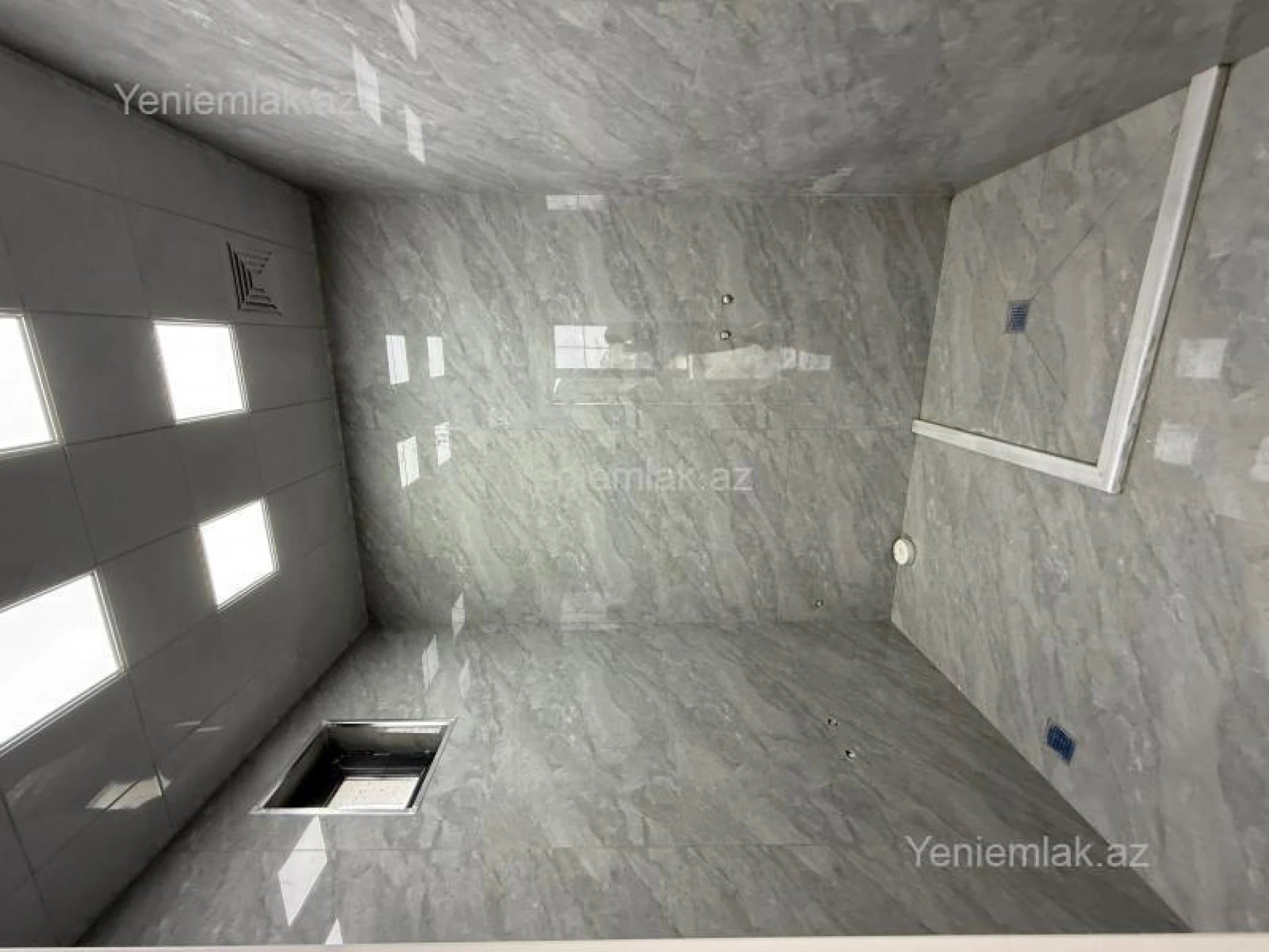 Satılır 7 otaqlı həyət evi 200 m²