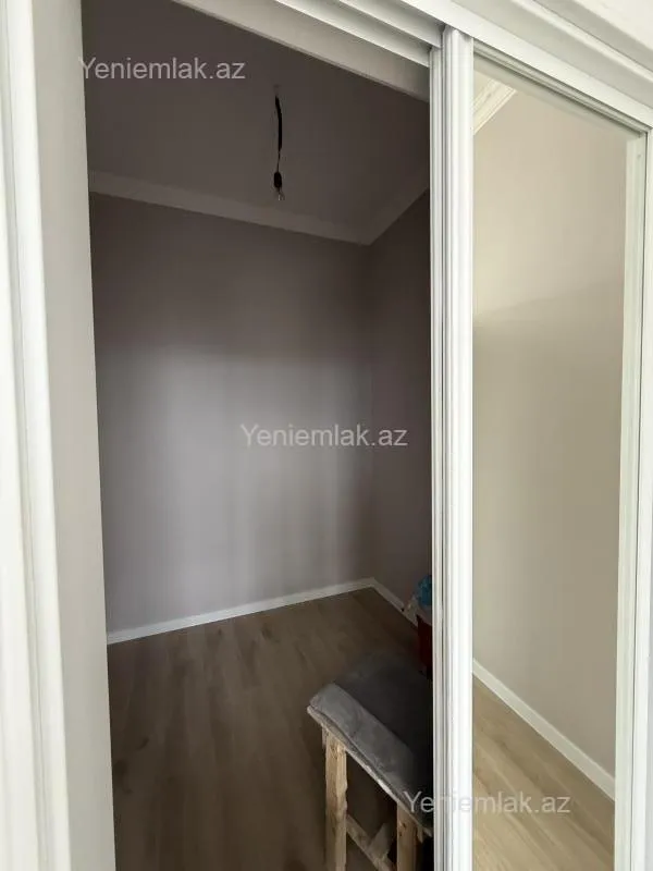 Satılır 7 otaqlı həyət evi 200 m²