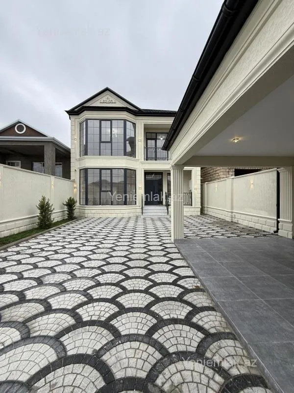 Satılır 7 otaqlı həyət evi 200 m²