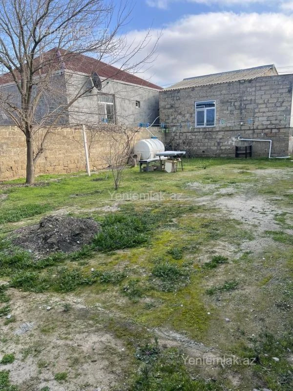 Satılır 2 otaqlı həyət evi 40 m²