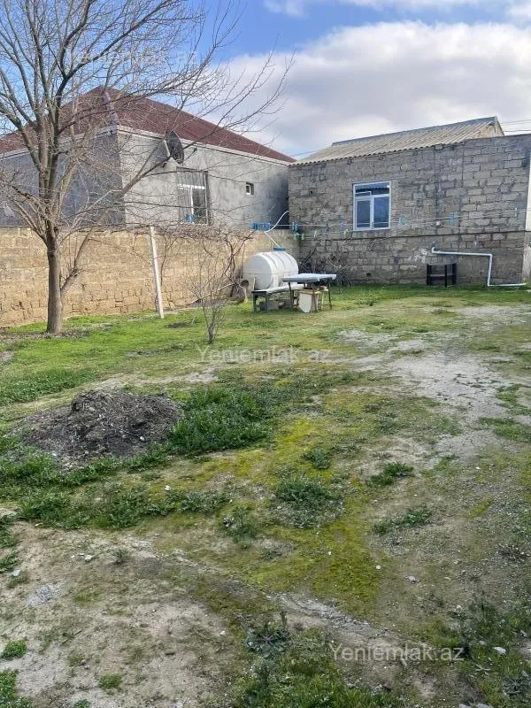Satılır 2 otaqlı həyət evi 40 m²