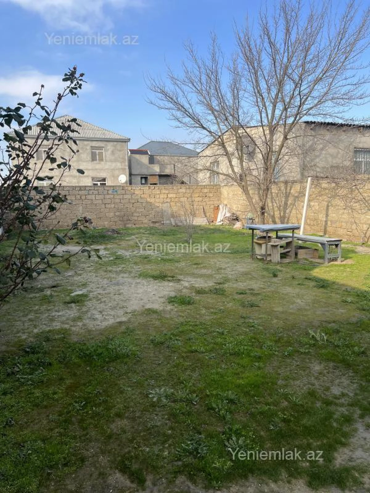 Satılır 2 otaqlı həyət evi 40 m²