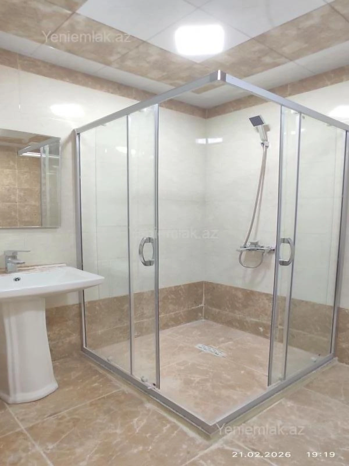 Satılır 2 otaqlı yeni tikili 94 m²