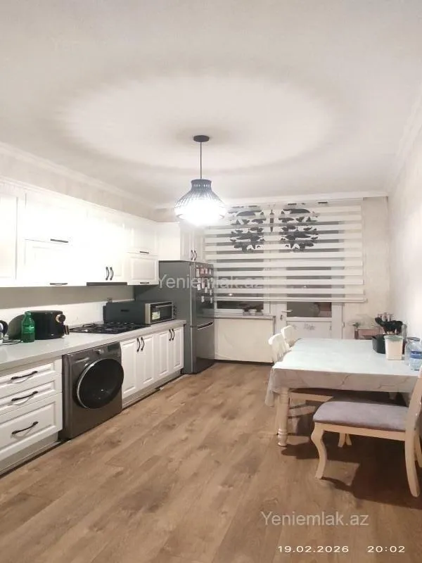 Satılır 3 otaqlı yeni tikili 87 m²