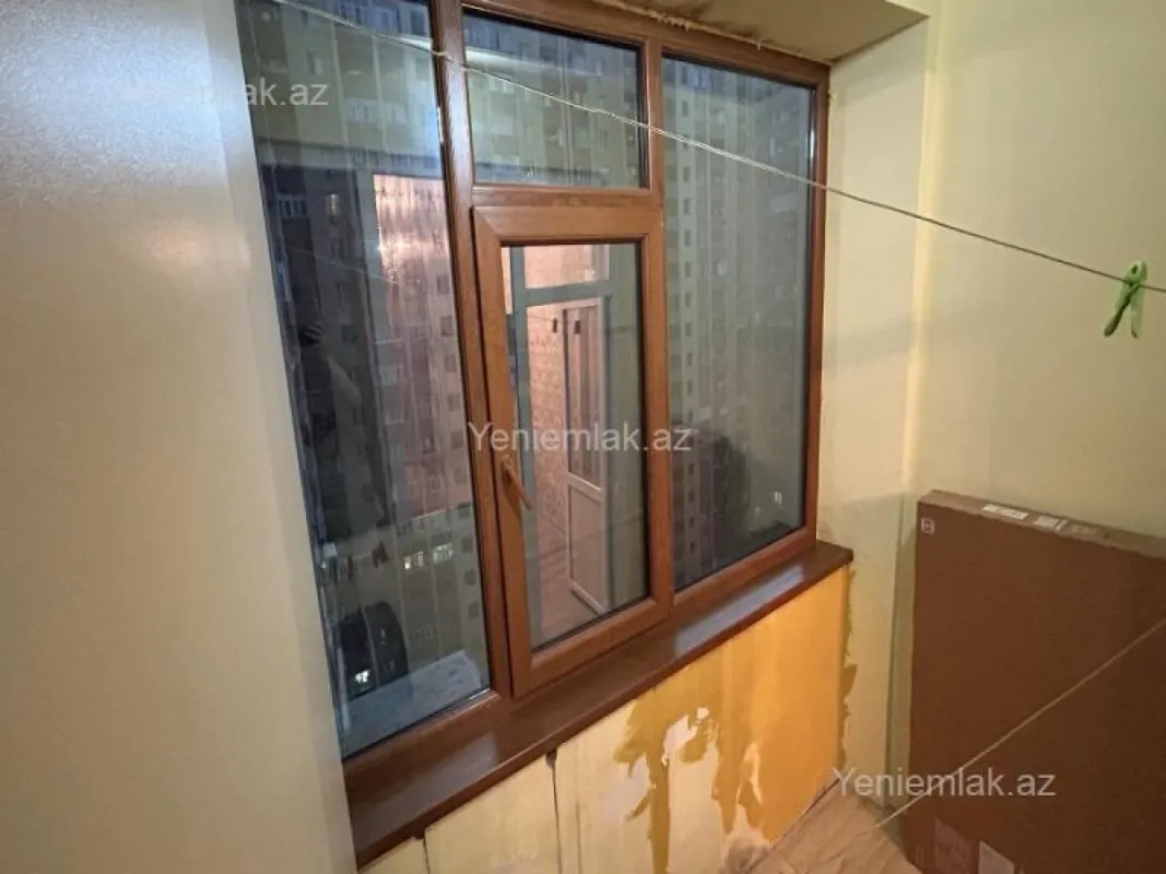 Satılır 3 otaqlı köhnə tikili 80 m²