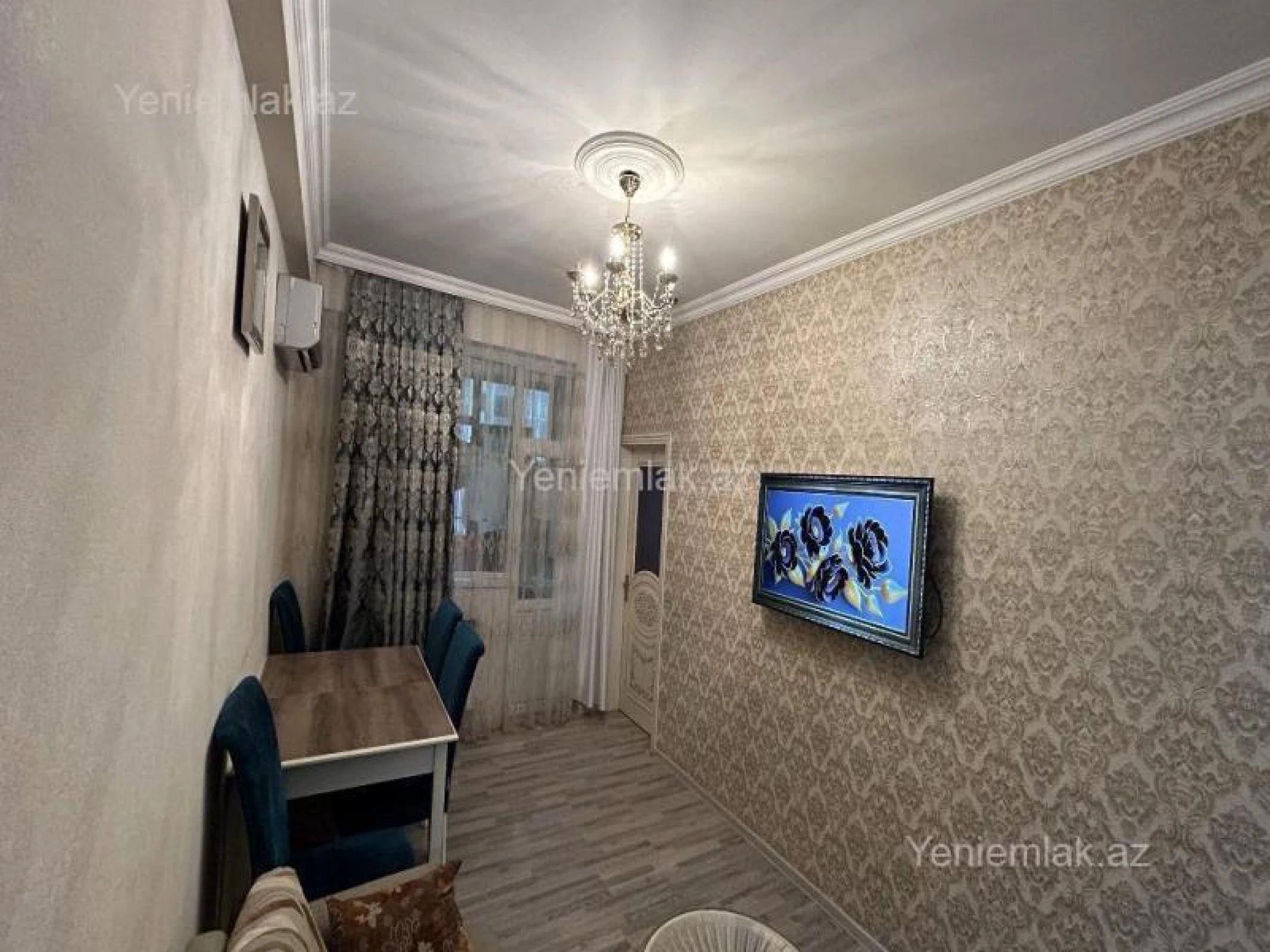 Satılır 3 otaqlı köhnə tikili 80 m²