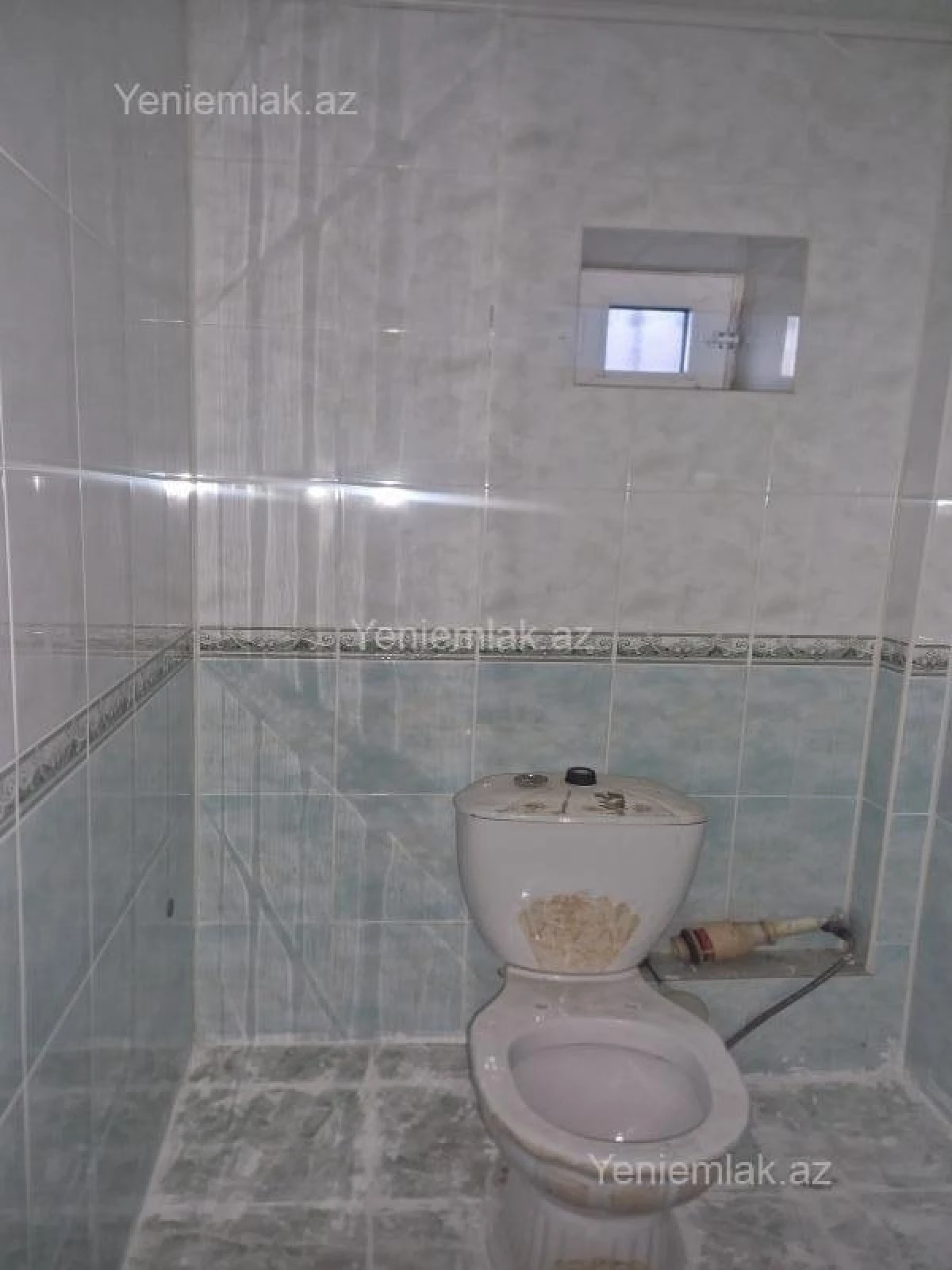 Satılır 7 otaqlı həyət evi 400 m²