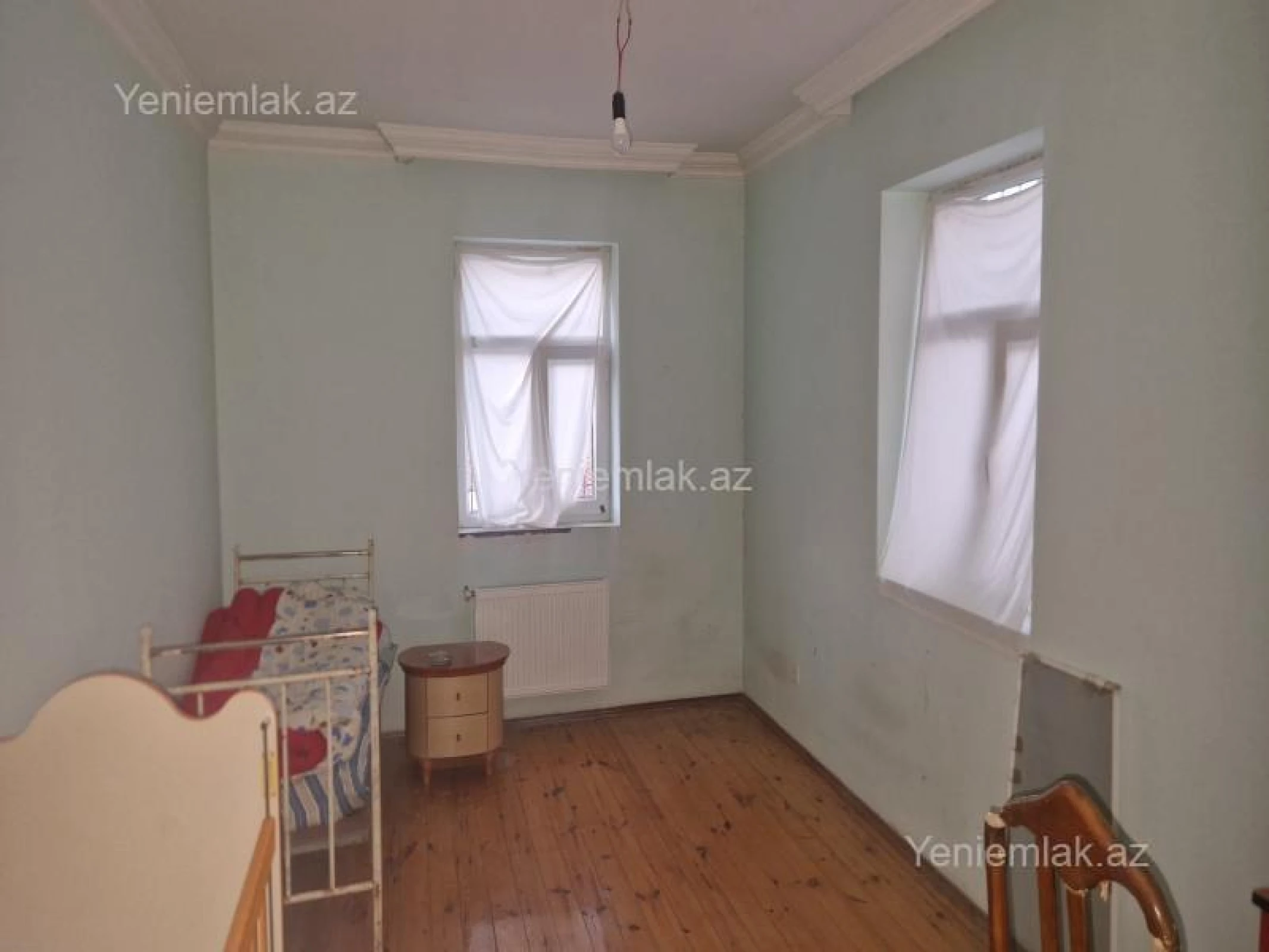 Satılır 7 otaqlı həyət evi 400 m²