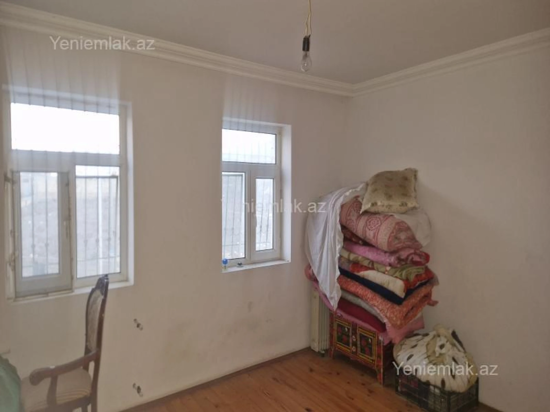Satılır 7 otaqlı həyət evi 400 m²