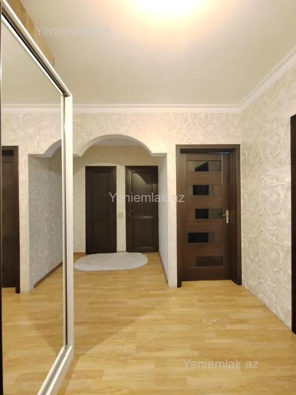 Satılır 3 otaqlı köhnə tikili 86 m²