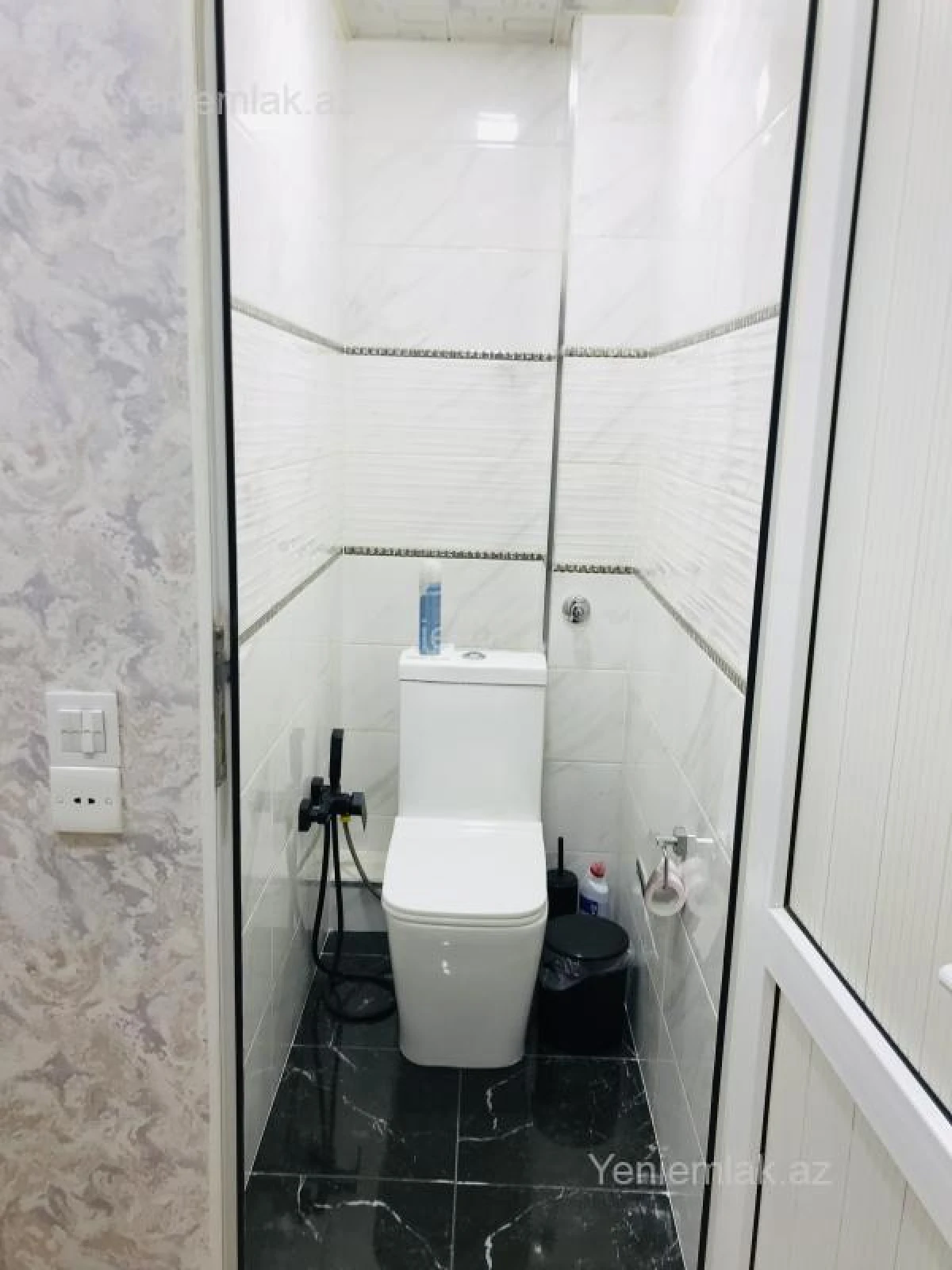 Satılır 4 otaqlı köhnə tikili 100 m²