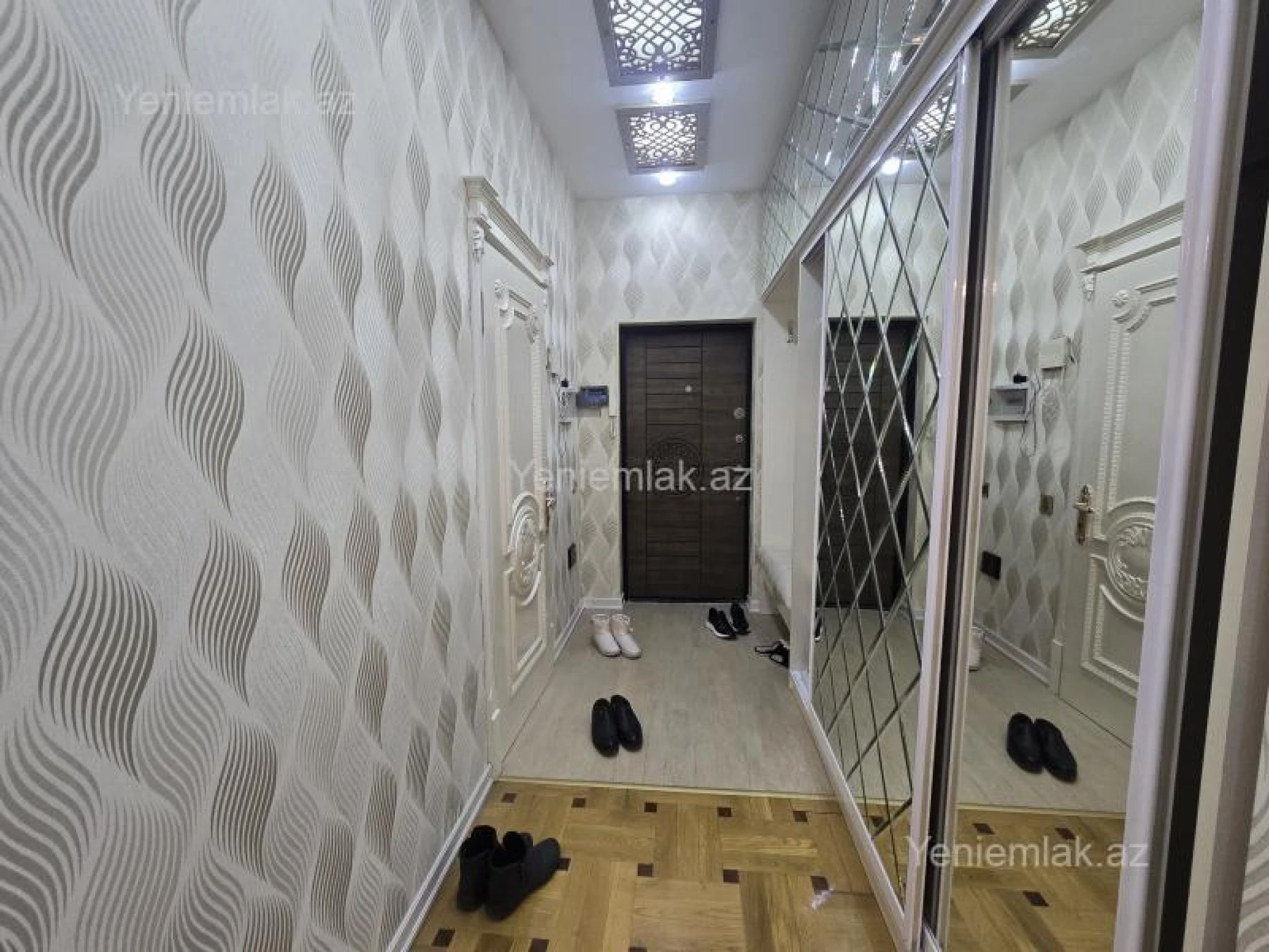 Satılır 3 otaqlı yeni tikili 96 m²