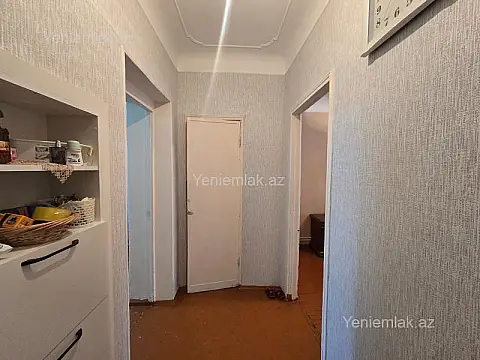 Satılır 2 otaqlı köhnə tikili 60 m²