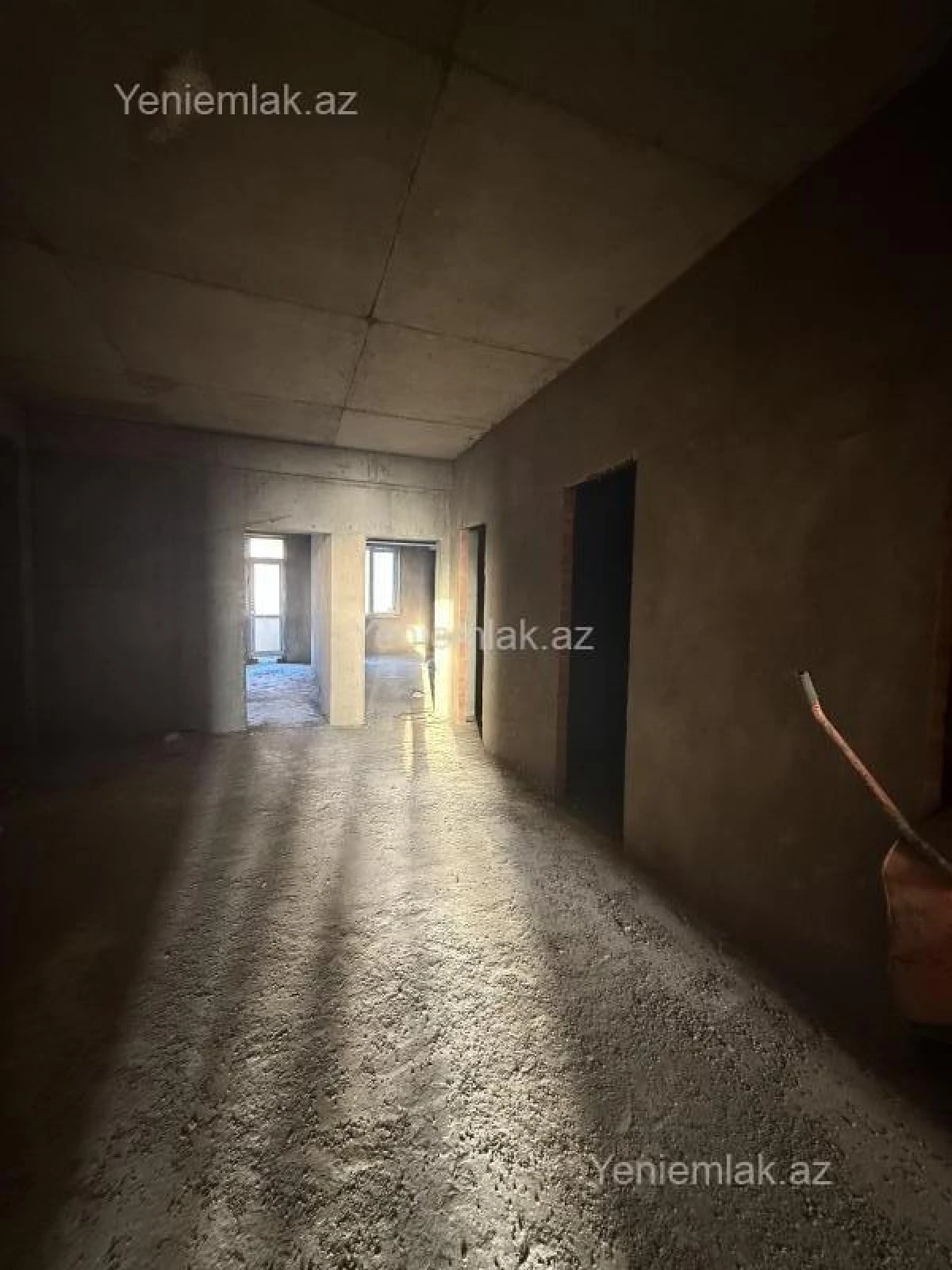 Satılır 3 otaqlı yeni tikili 120 m²