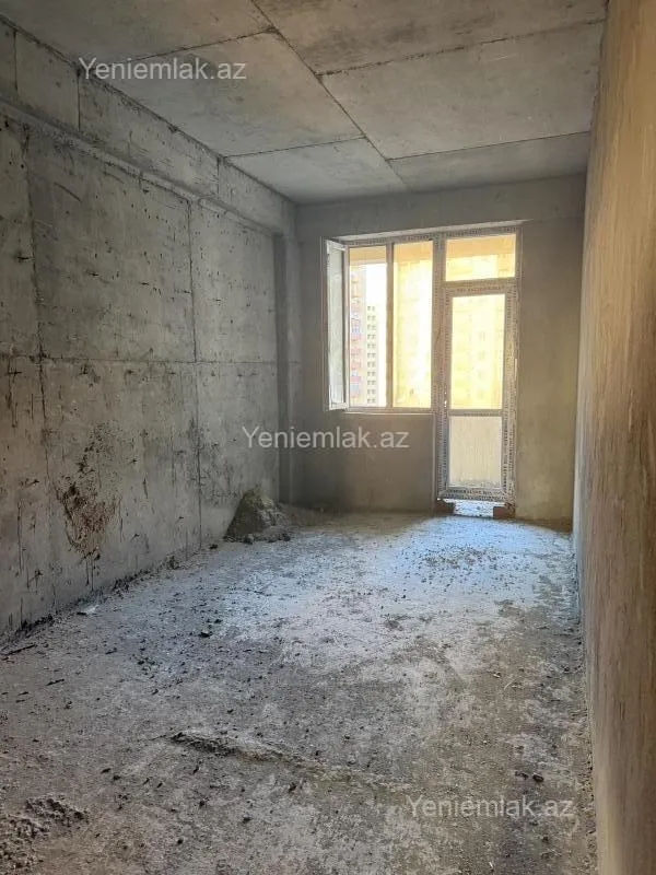 Satılır 3 otaqlı yeni tikili 120 m²