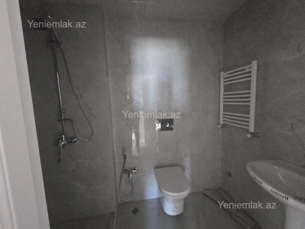 Satılır 3 otaqlı yeni tikili 62 m²