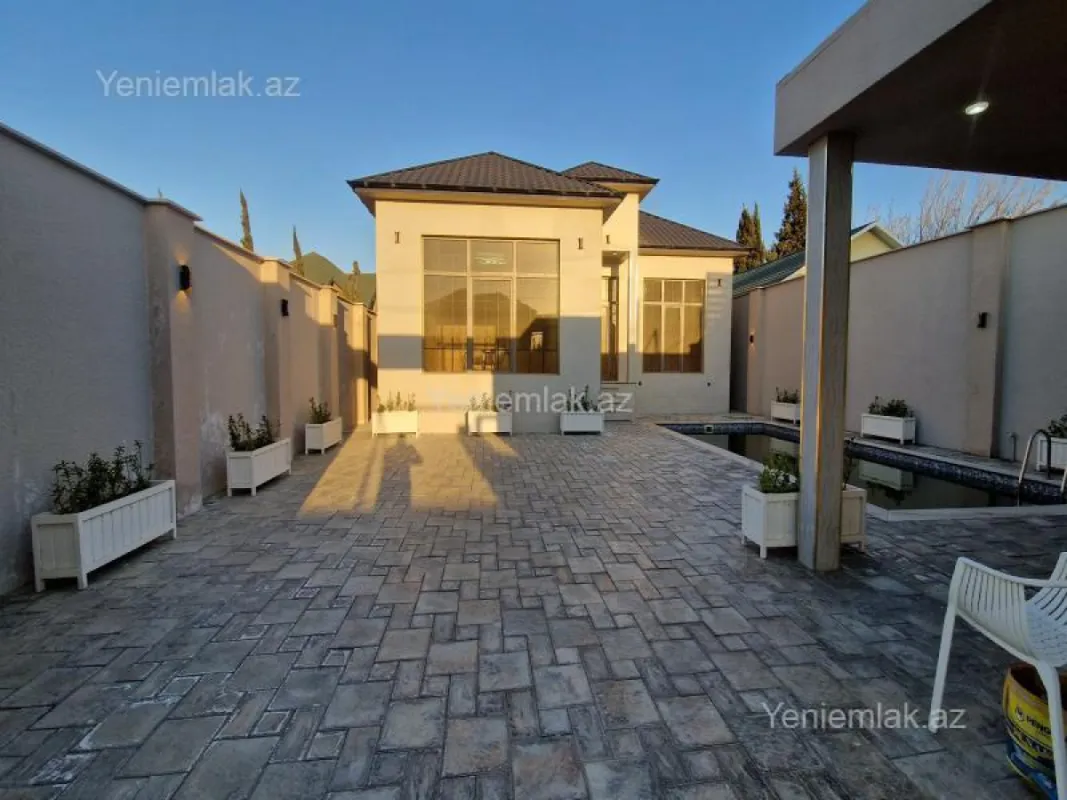 Satılır 3 otaqlı həyət evi 120 m²
