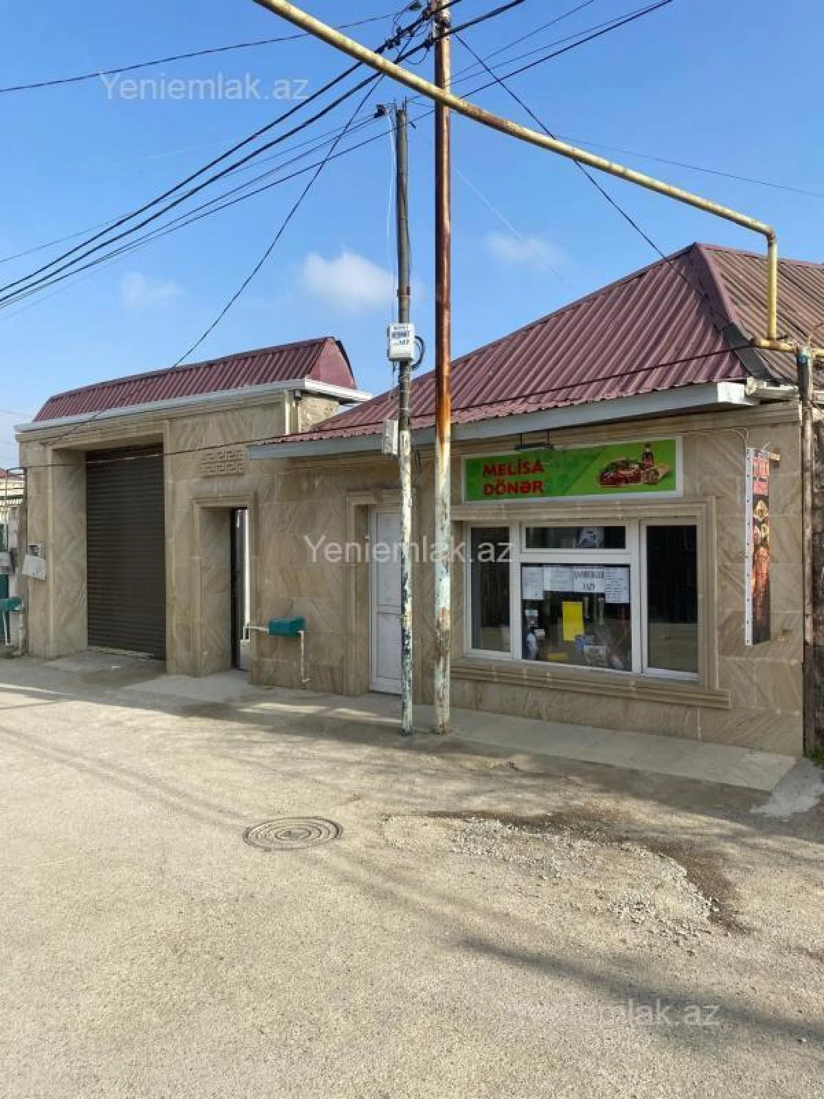 Satılır 5 otaqlı həyət evi 240 m²