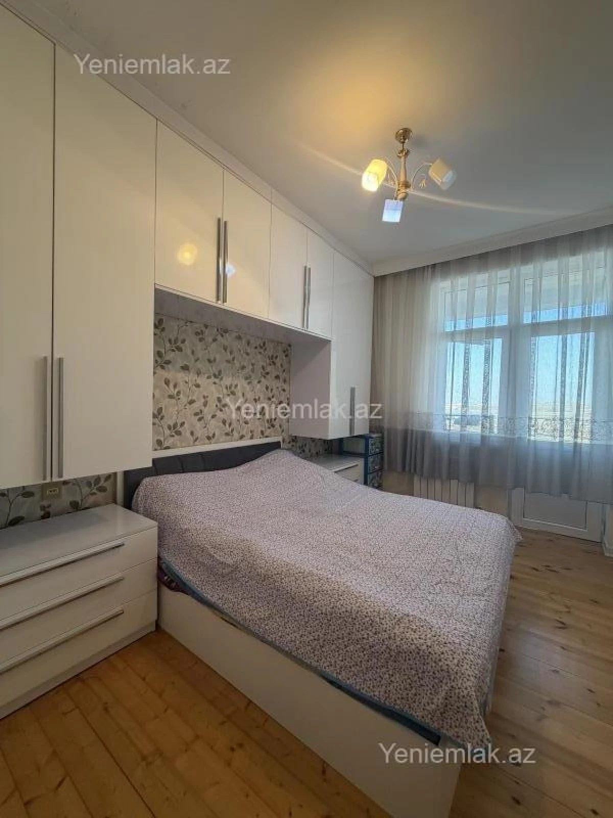 Satılır 2 otaqlı yeni tikili 60.5 m²