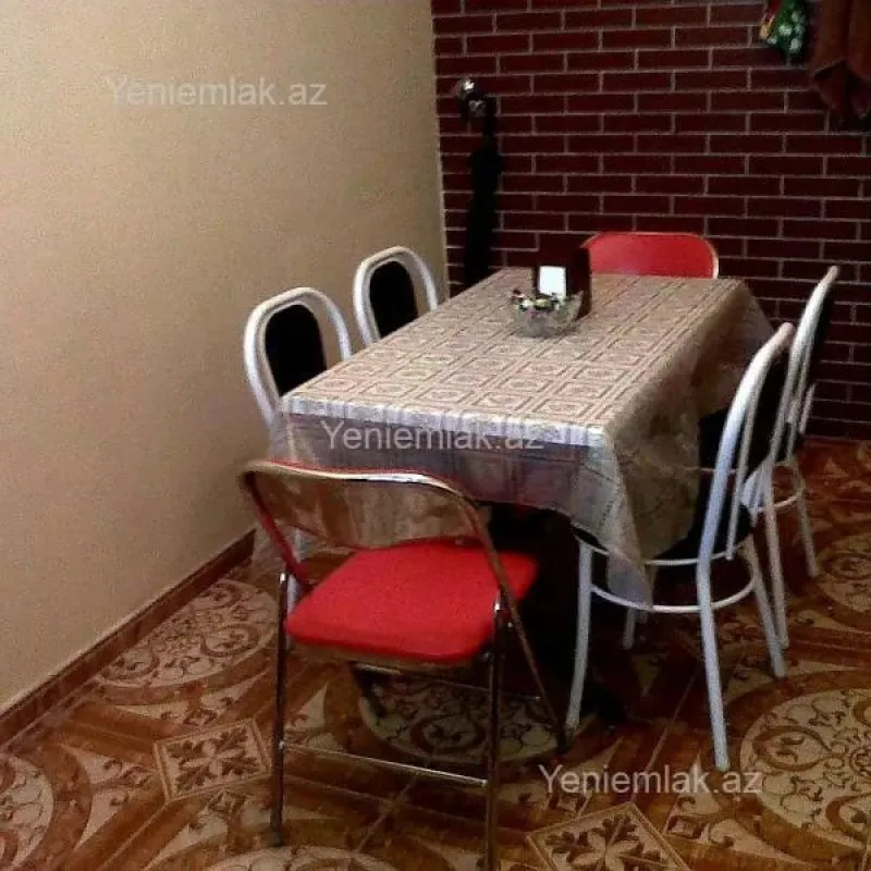 Satılır 4 otaqlı obyekt 130 m²