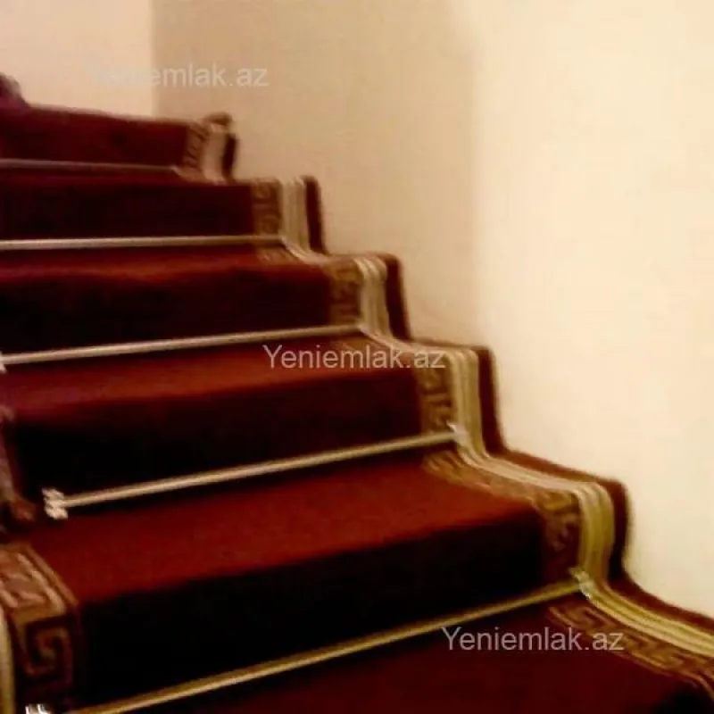 Satılır 4 otaqlı obyekt 130 m²