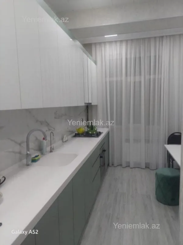 Satılır 3 otaqlı yeni tikili 94 m²