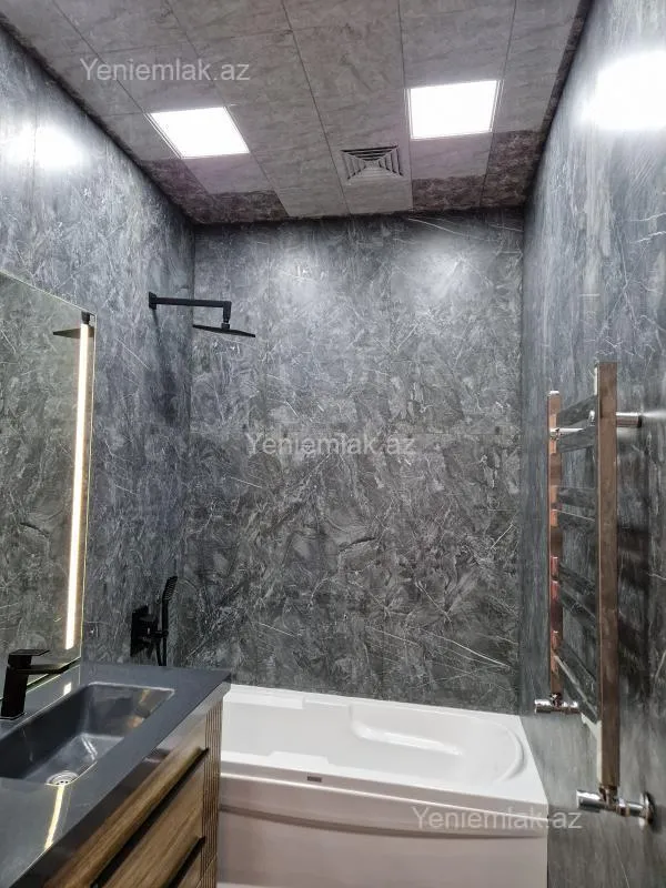 Satılır 3 otaqlı yeni tikili 93.8 m²