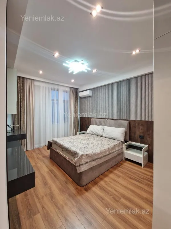 Satılır 3 otaqlı yeni tikili 93.8 m²