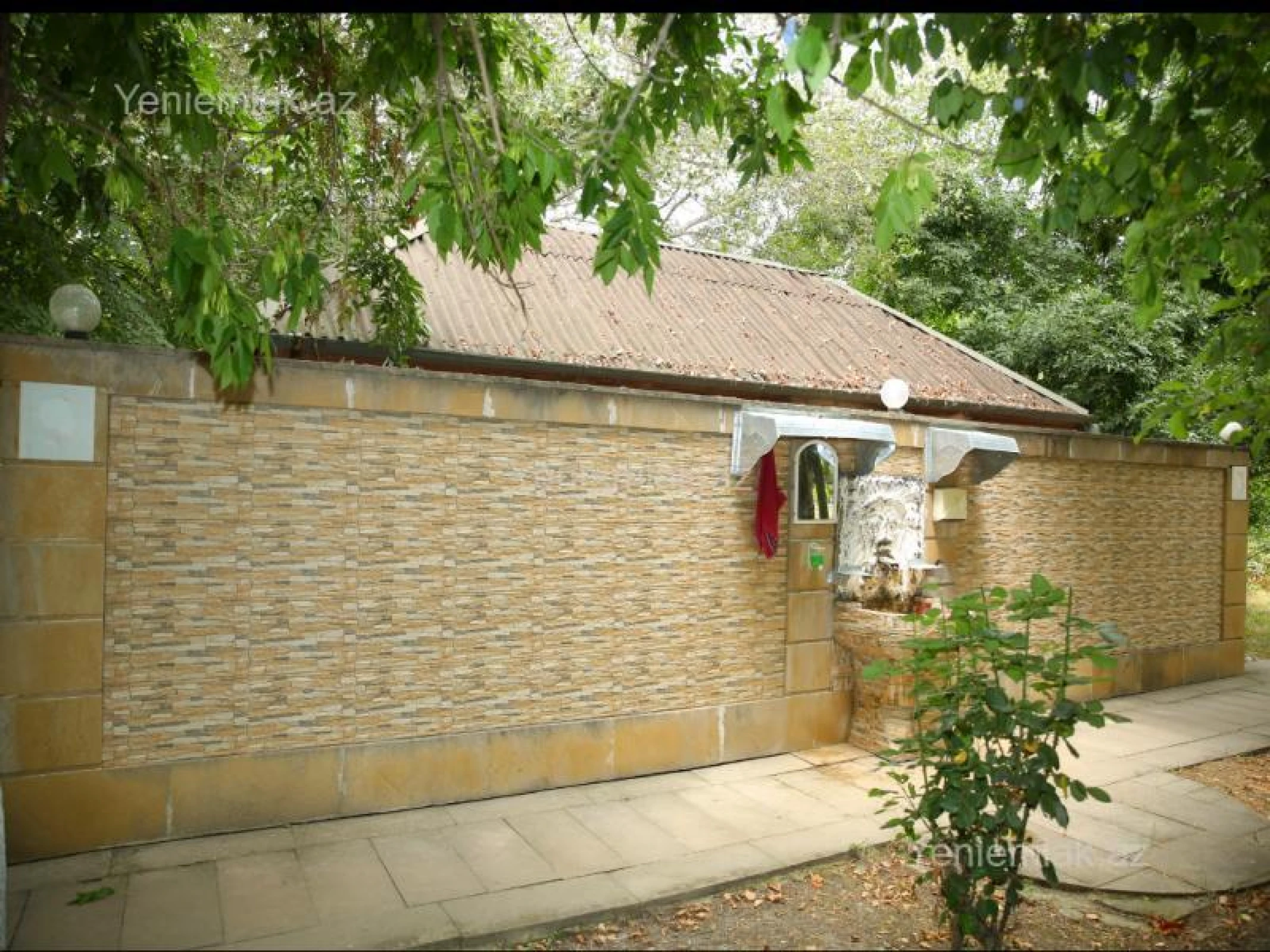 Satılır 10 otaqlı obyekt 500 m²