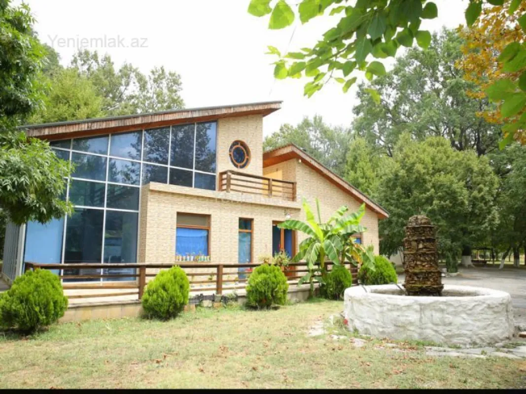 Satılır 10 otaqlı obyekt 500 m²